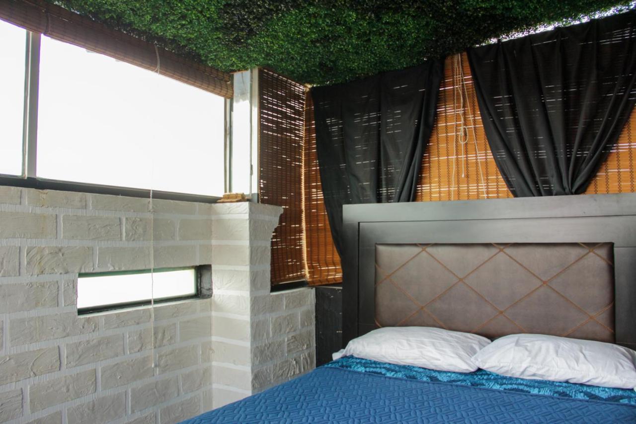 Hotel Boutique Charlotte Arandas Exterior photo